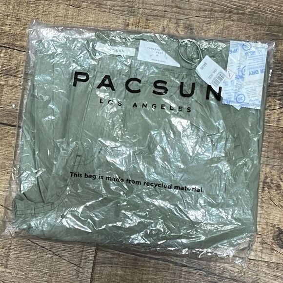 Pacsun Olive green parachute balloon pants NWT - Picture 2 of 4